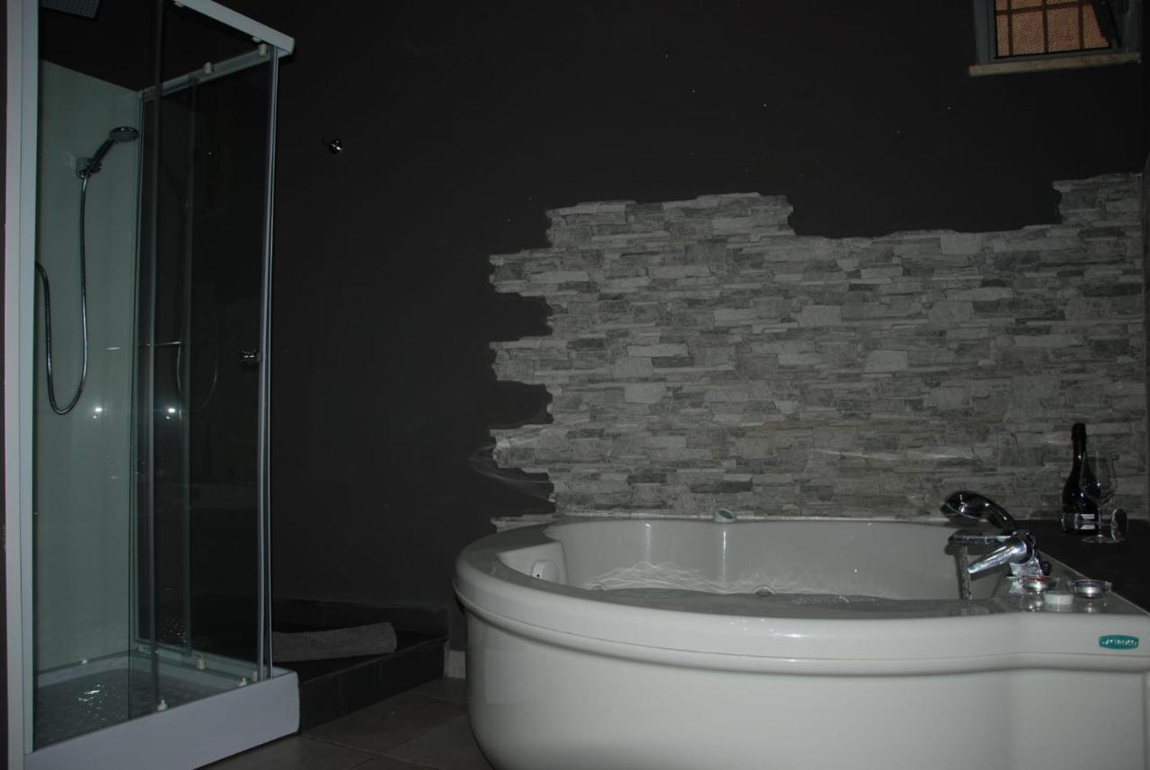 Four Season Winter Room Cefalu Bagian luar foto