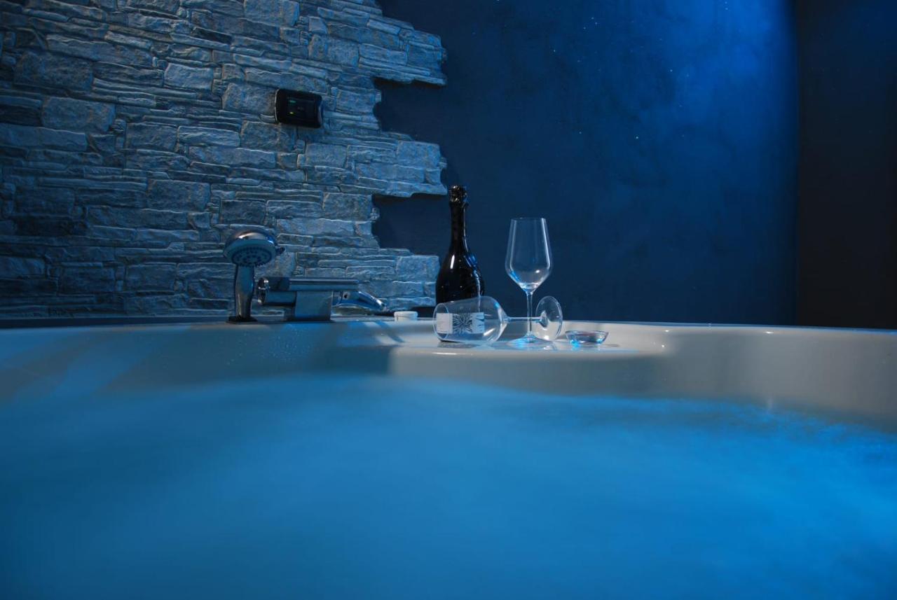 Four Season Winter Room Cefalu Bagian luar foto