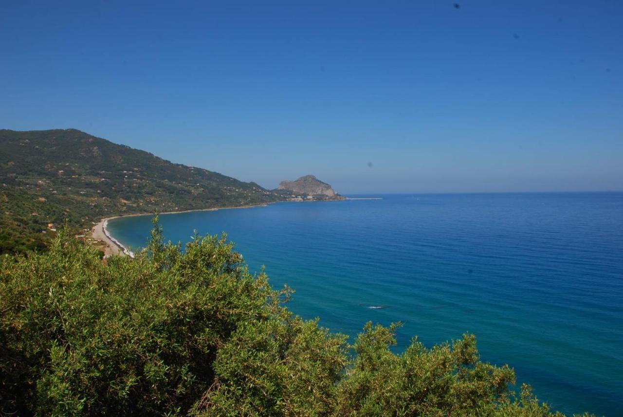 Four Season Winter Room Cefalu Bagian luar foto
