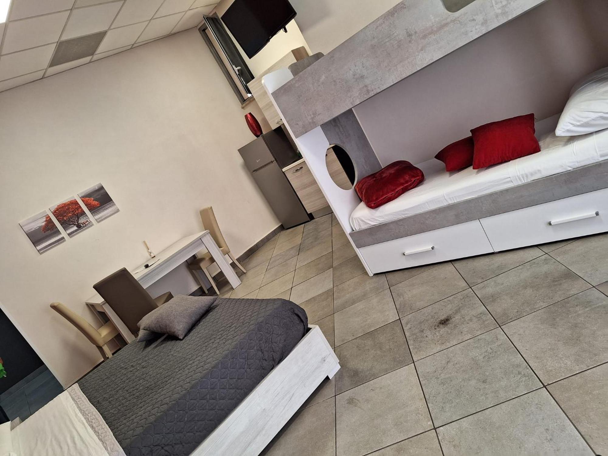Four Season Winter Room Cefalu Bagian luar foto